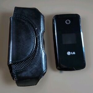 LG 420G - Black (TracFone) Cellular Flip‎ Cell Phone